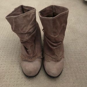 Naughty Monkey Booties Size 7.5